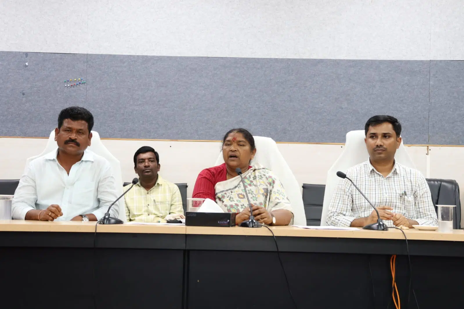 రైతులకు ఎలాంటి ఇబ్బంది కలగకుండా వరి కొనుగోలు చేయాలి