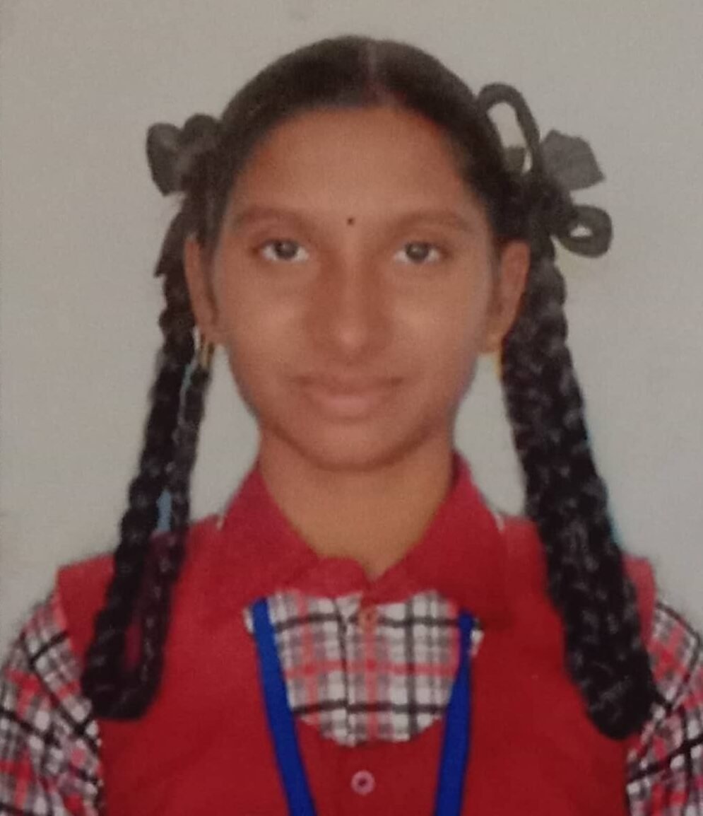 వెంకటాపురం మండల టాపర్ గా లిఖిత