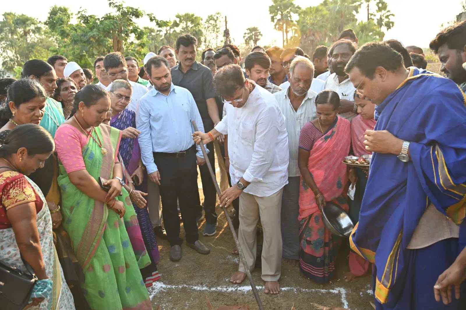 నిరుపేదలకు ఇందిరమ్మ పథకంలో ఇల్లు నిర్మిస్తాం