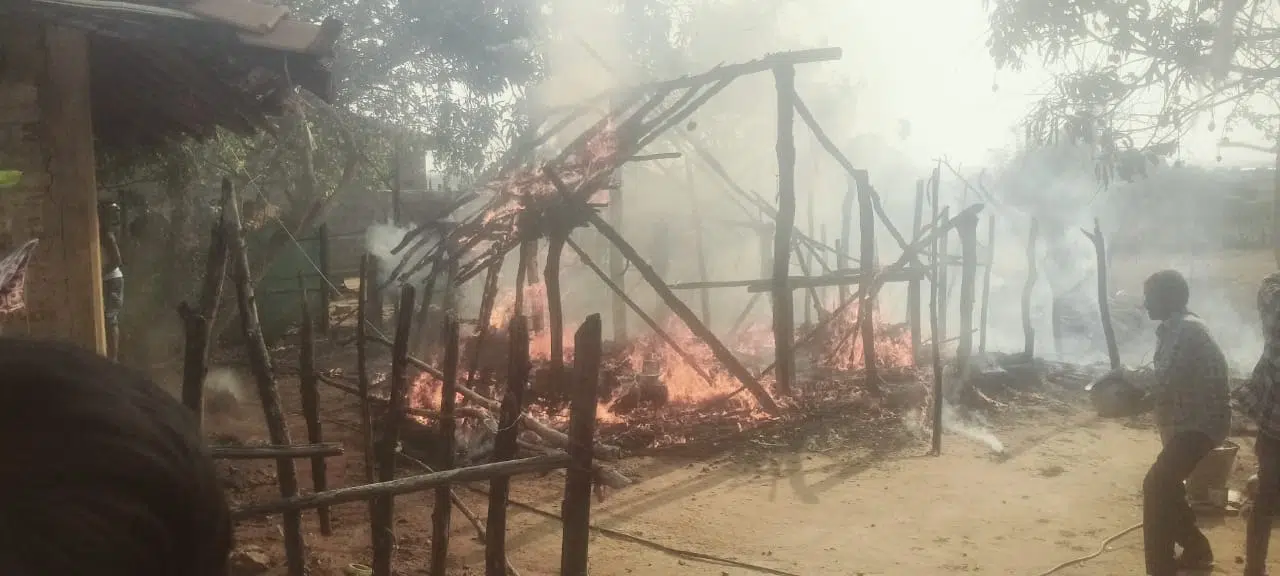 అగ్నిప్రమాదంలో ఇల్లు దగ్ధం