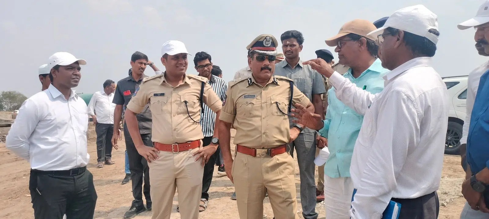 సరస్వతీ పుష్కరాల భద్రతా ఏర్పాట్ల పరిశీలన