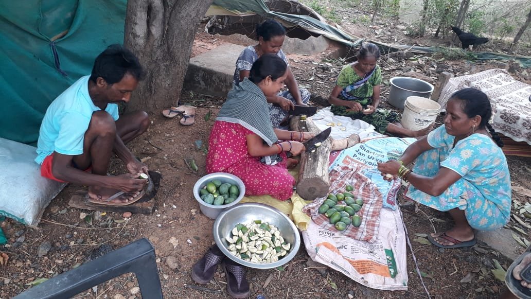 ఆవకాయ పచ్చడి సీజన్‌కు ధరల దెబ్బ