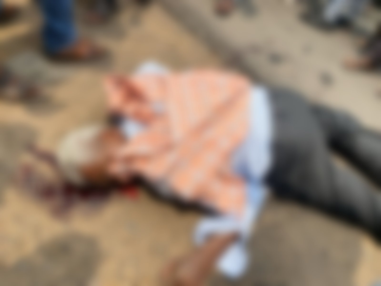 ఇసుక లారీ టూవీలర్ ఢీ ఒకరి మృతి