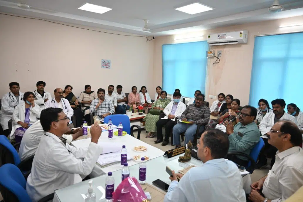 భూపాలపల్లి మెడికల్ కాలేజీ అభివృద్ధిపై సమీక్ష 