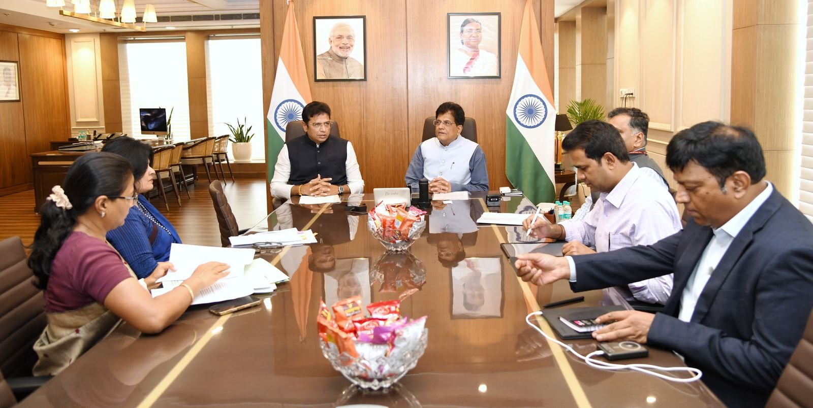 సీపీఎస్ యూ భూముల సమస్యను పరిష్కరించండి 