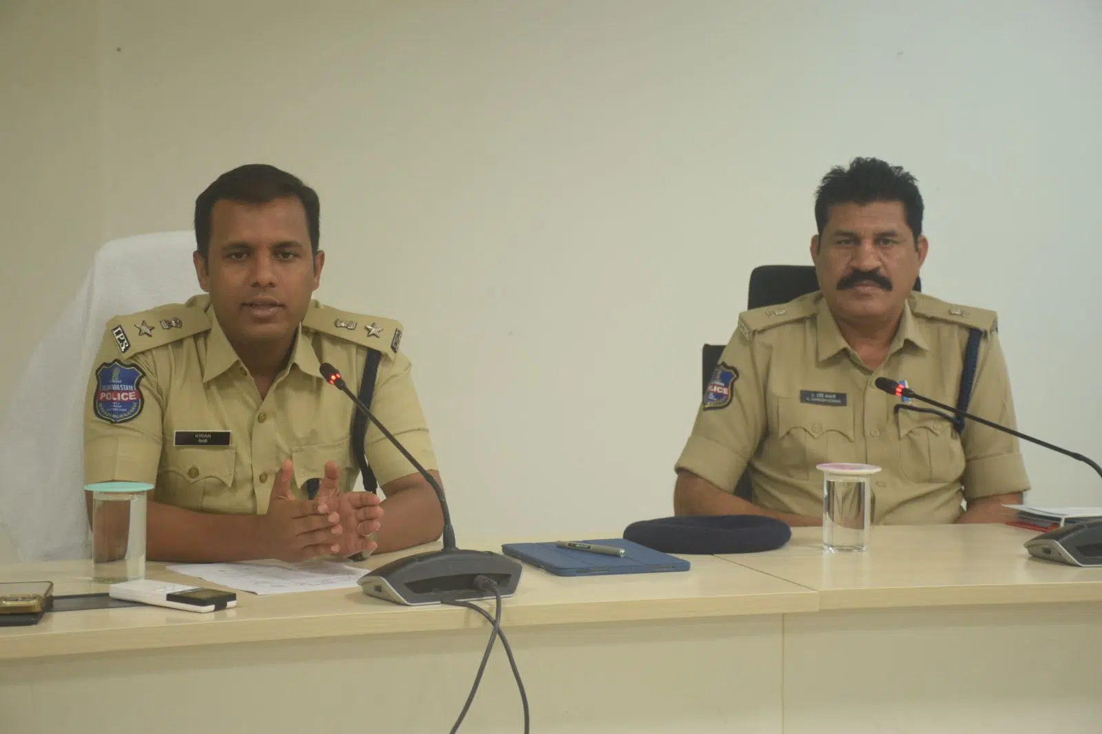 నేరాల నియంత్రణకు సమర్ధవంతంగా పనిచేయాలి 