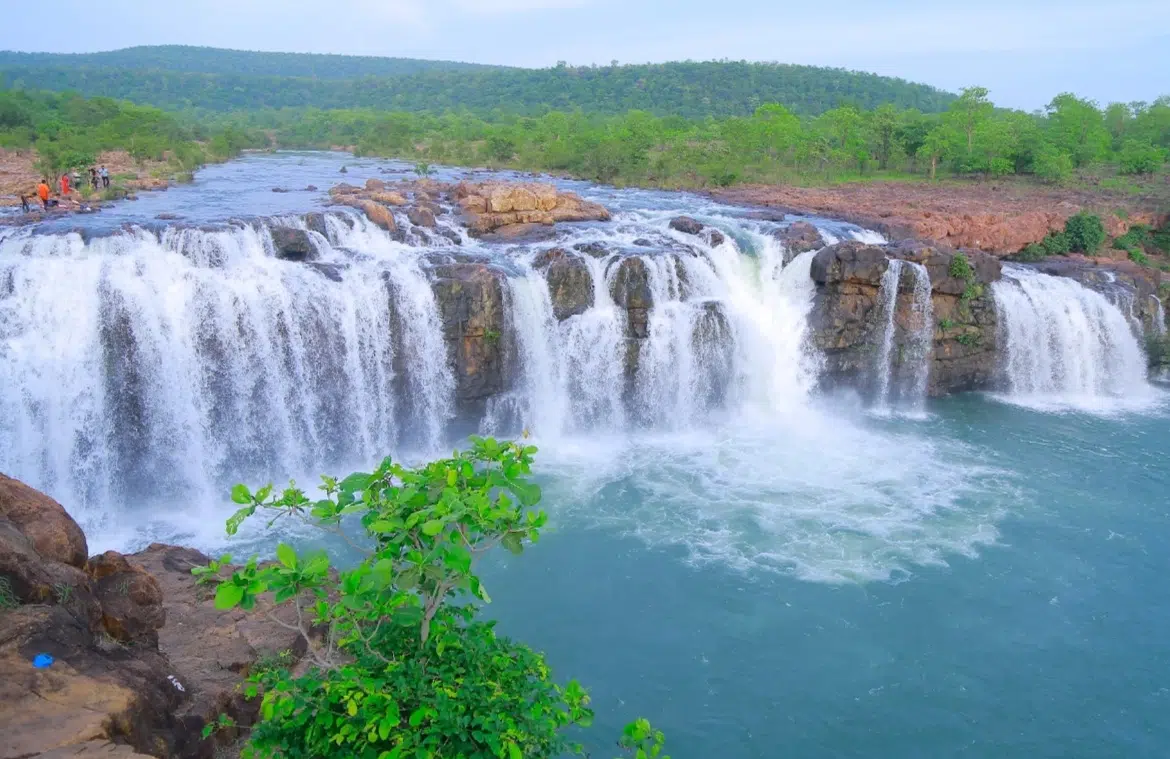 Mulugu | జలపాతాల సిరి.. ములుగు గిరి...