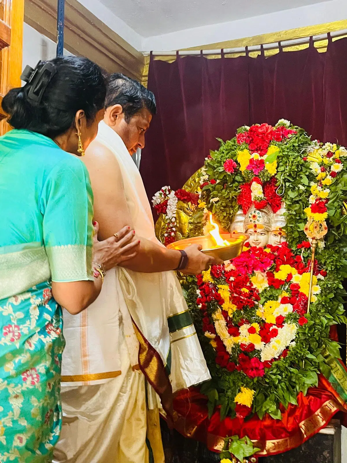 భక్తిశ్రద్ధలతో గురుపౌర్ణమి వేడుకలు