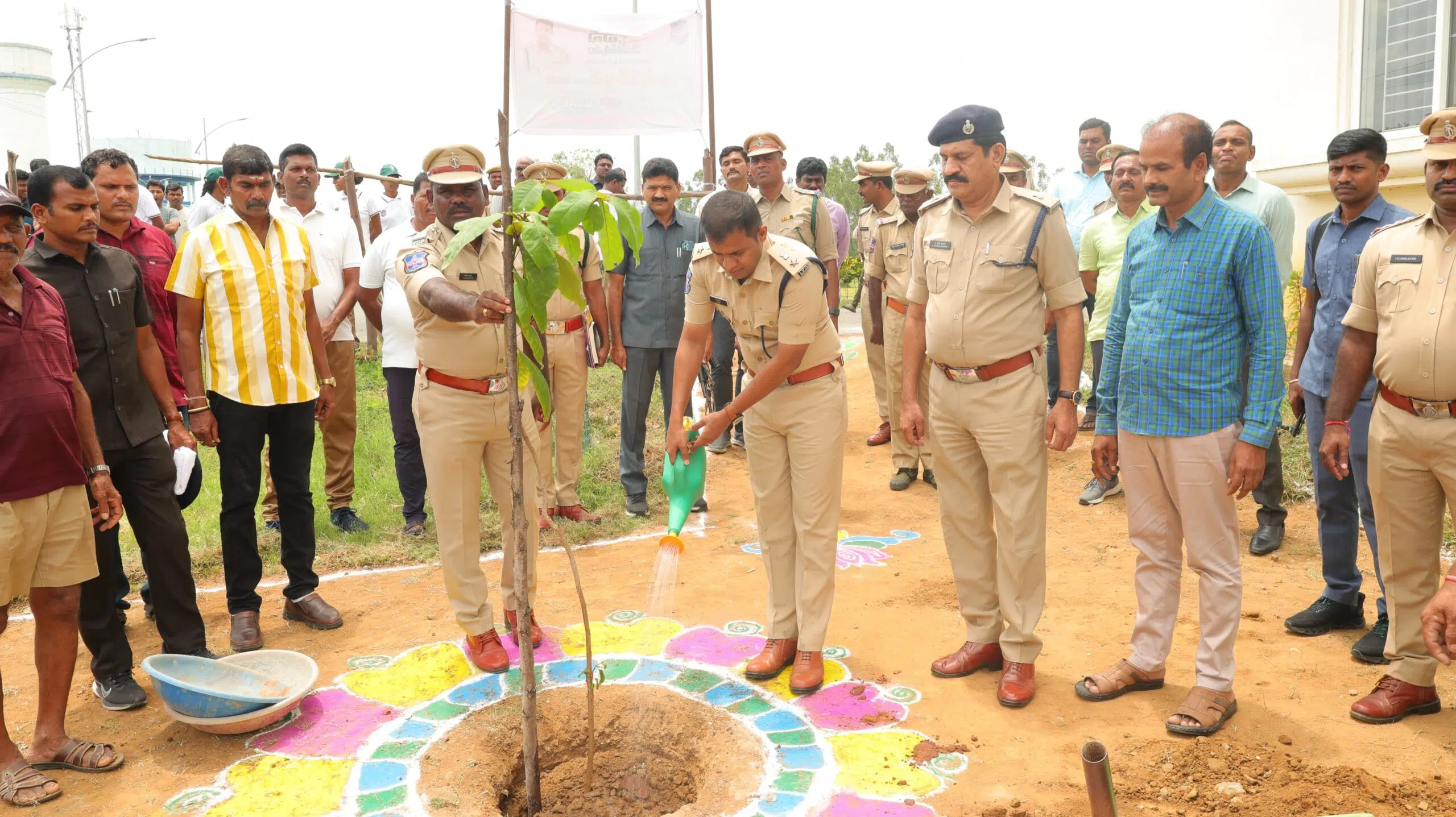భవిష్యత్ తరాల కోసమే వనమహోత్సవం