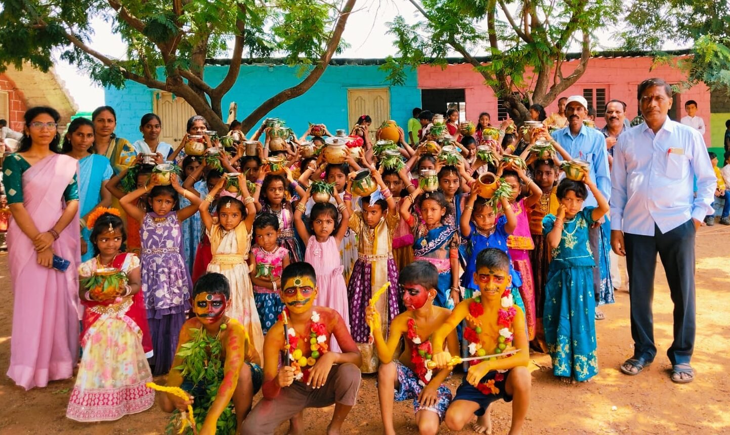 అమరావతి విద్యాలయంలో ఘనంగా బోనాల పండుగ