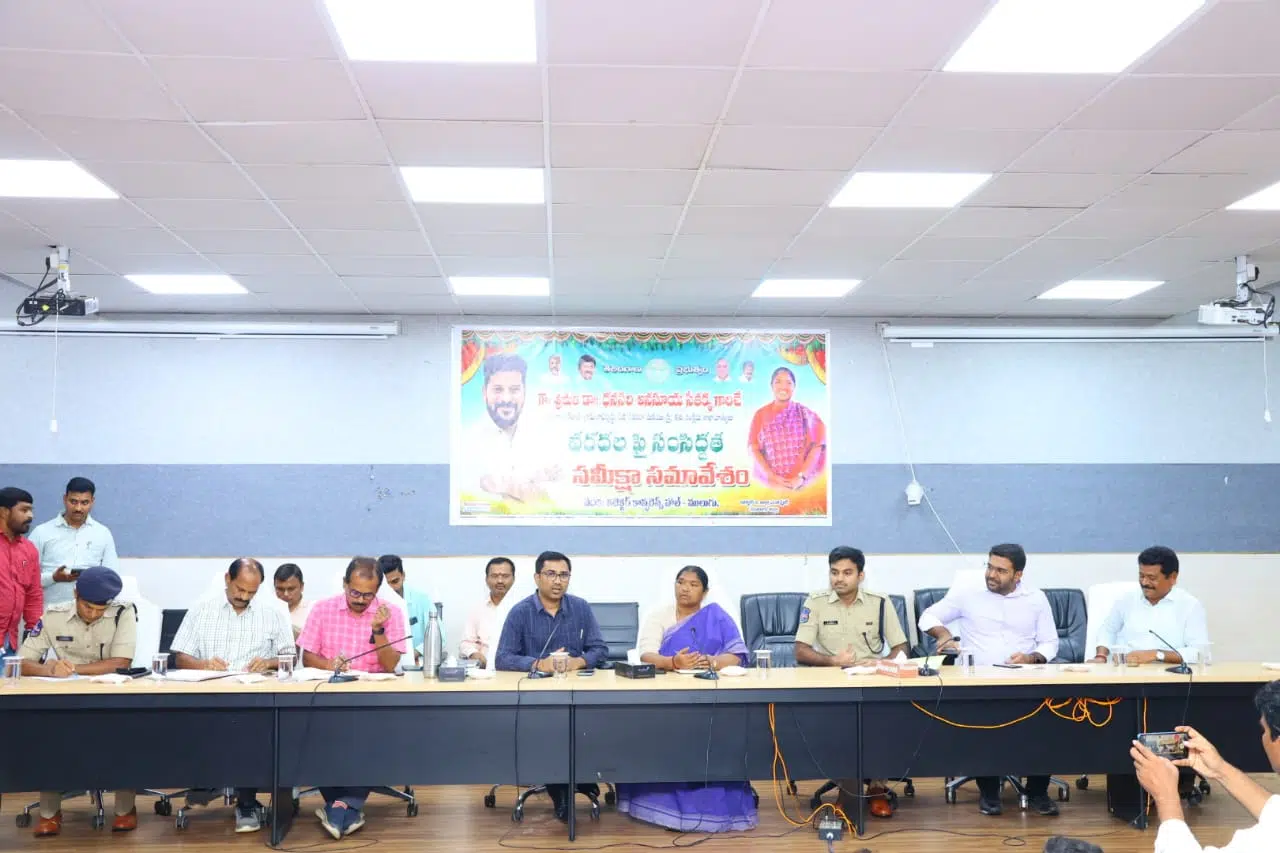 రెడ్ జోన్ లో ములుగు జిల్లా.. అప్రమత్తంగా ఉండాలి...