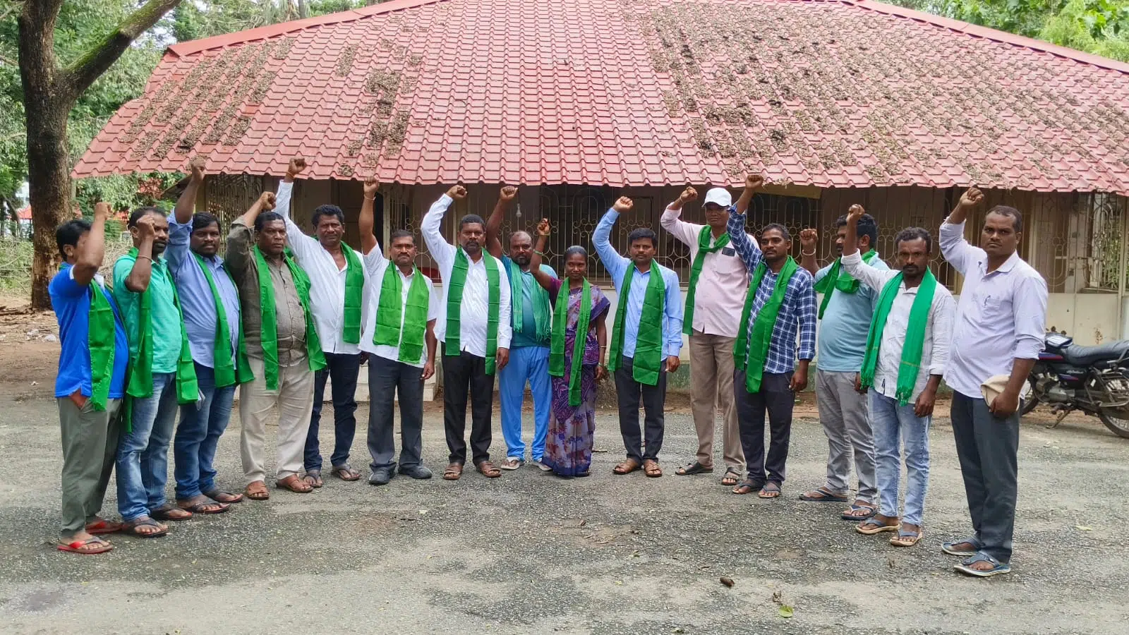 ఆగస్టు 9న ప్రపంచ ఆదివాసి దినోత్సవాన్ని ఘనంగా జరుపుకుందాం : ఆదివాసి నాయకులు