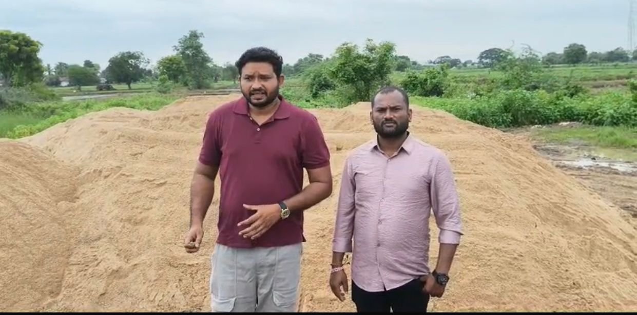 బీఆర్ఎస్ పార్టీ మండల యూత్ అధ్యక్షుడు రామిళ్ల కిరణ్ 