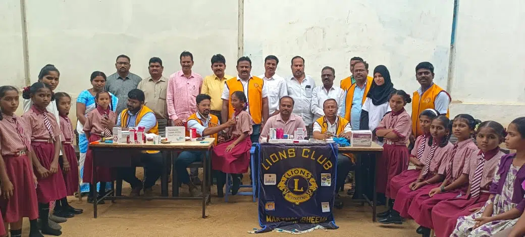 లయన్స్ క్లబ్ ఆధ్వర్యంలో విద్యార్థులకు ఉచిత వైద్య శిబిరం