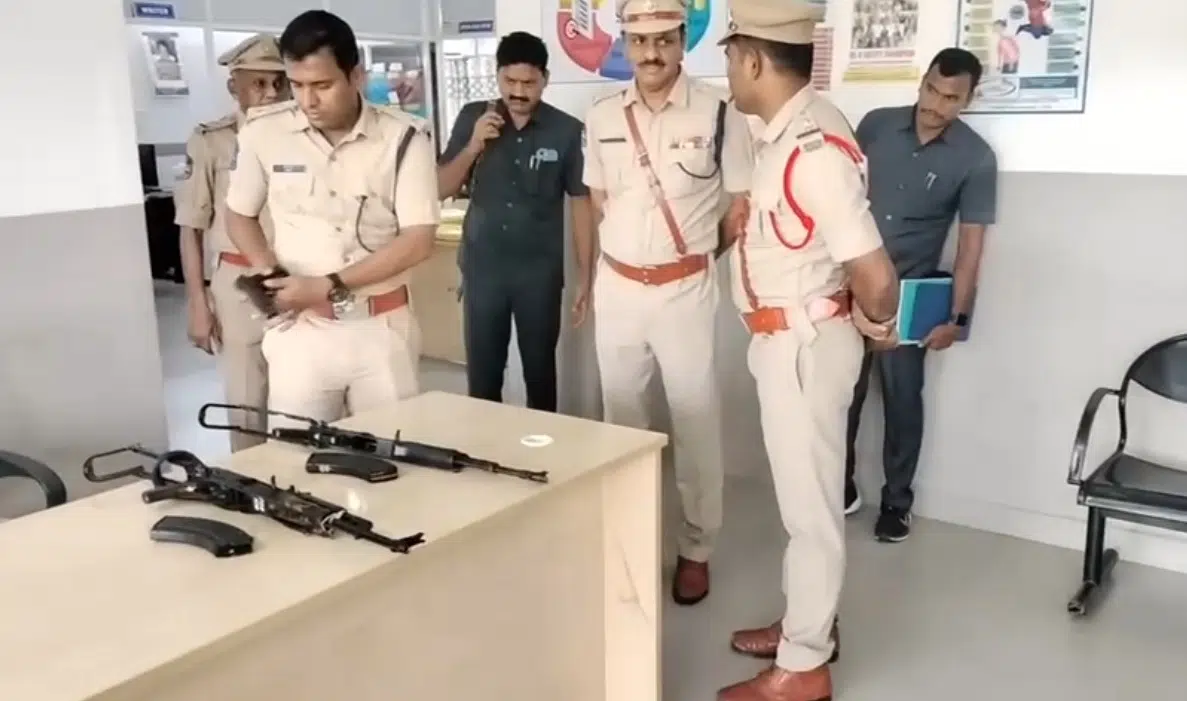 ప్రజలకు అందుబాటులో ఉంటూ మెరుగైన సేవలందించాలి