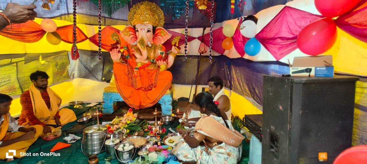 వైభవంగా ప్రారంభమైన వినాయక నవరాత్రి మహోత్సవాలు