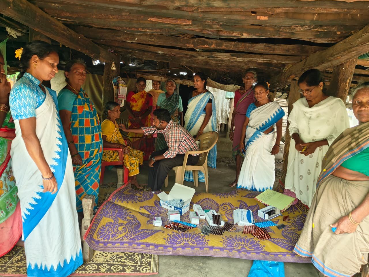కొండాయి గ్రామంలో వైద్య శిబిరం