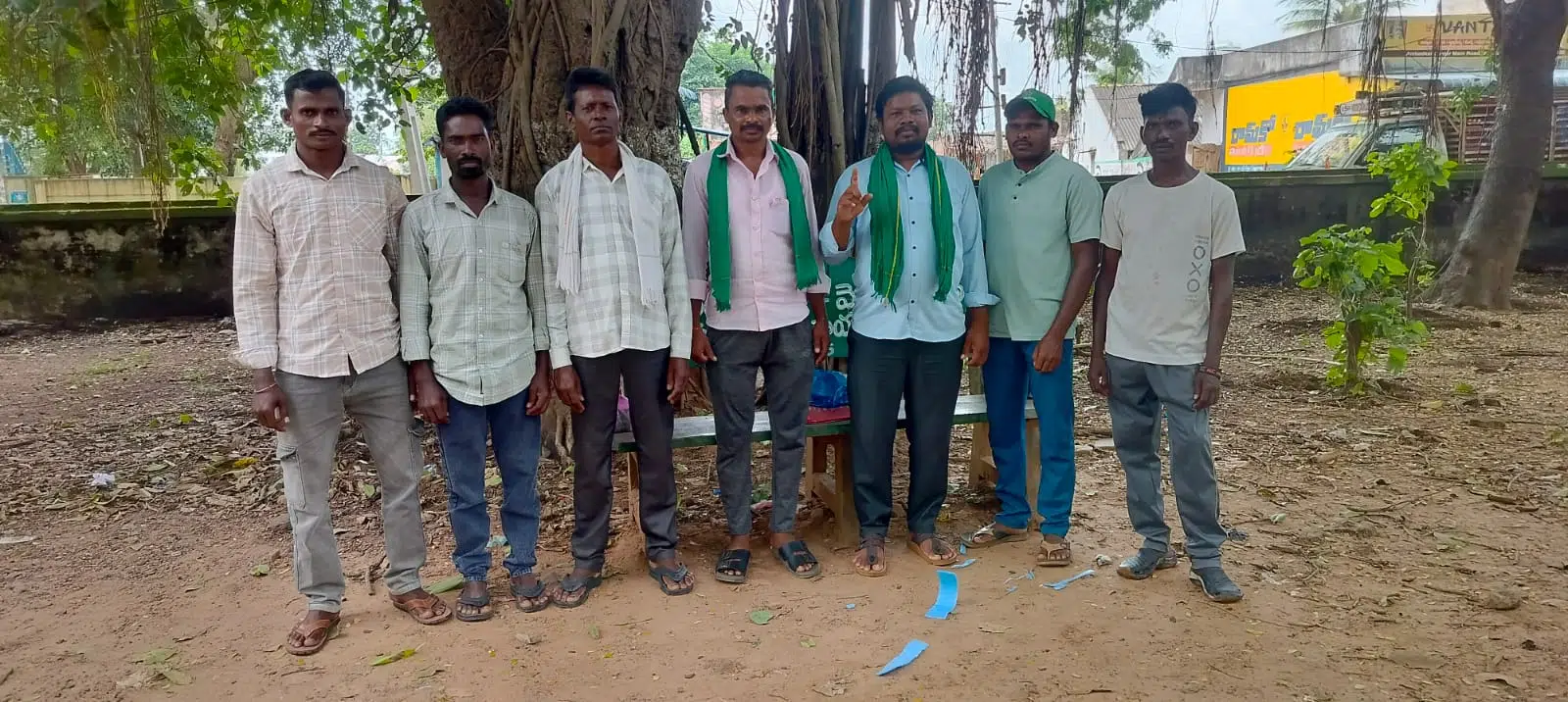షెడ్యూల్ ఏరియాలో లంబాడిలకు ఇల్లు ఎలా కేటాయిస్తారు