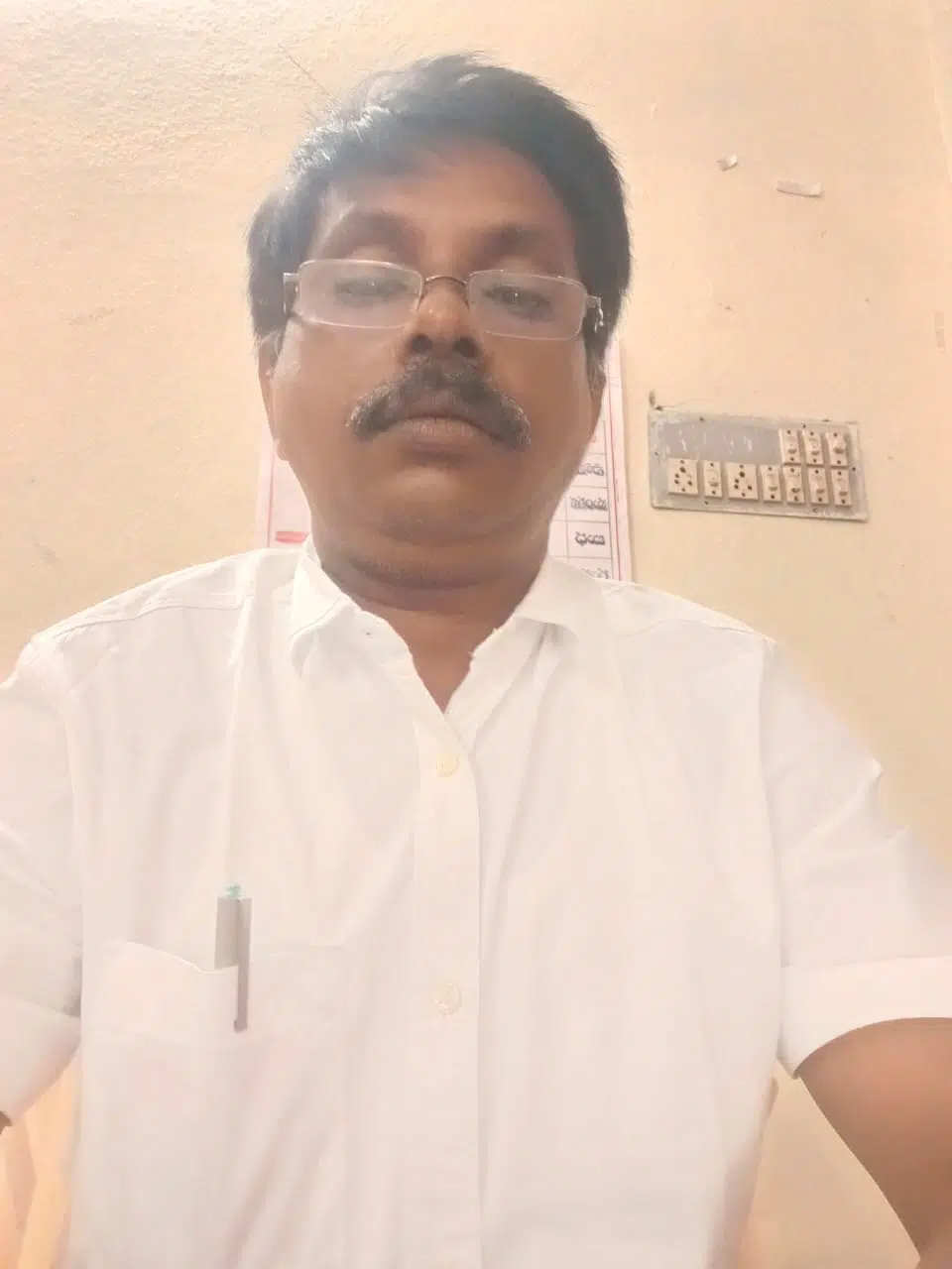 ఉపాధి హామీ కూలీలు తప్పనిసరిగా కేవైసీ పూర్తి చేయాలి