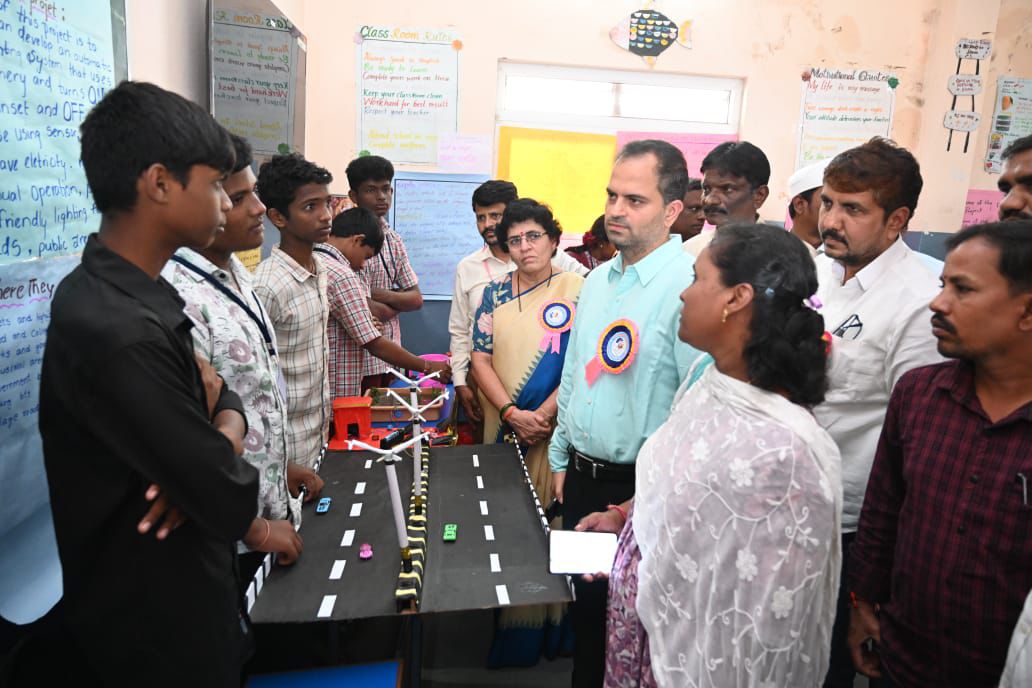 విద్యార్థి దశ నుండే శాస్త్రీయ దృక్పథాన్ని అలవర్చుకోవాలి