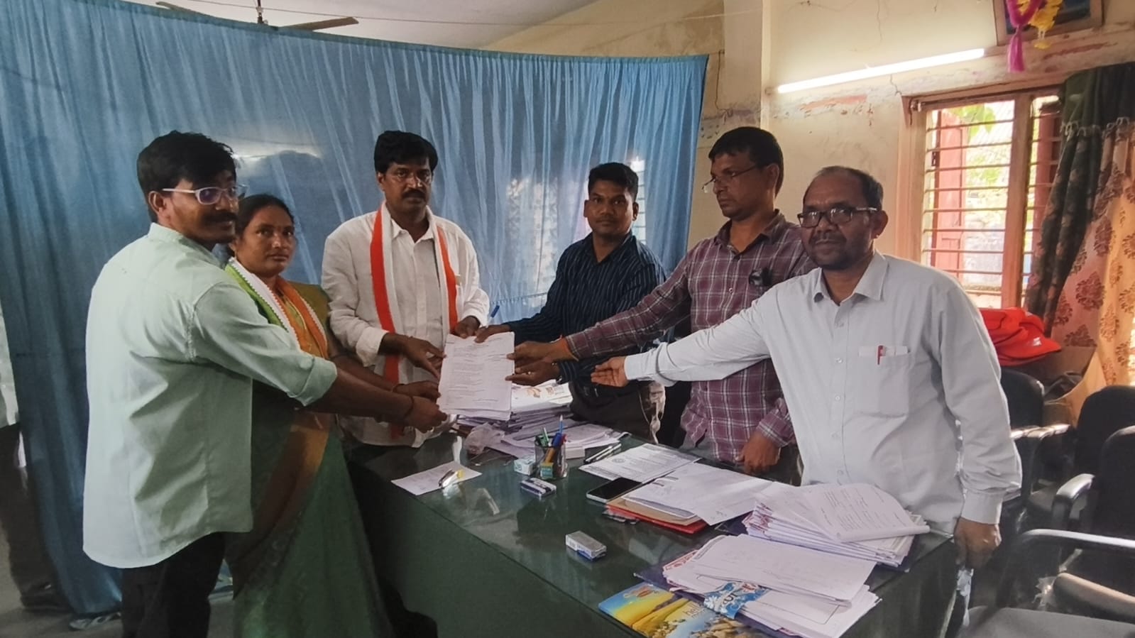 పోటాపోటీగా నామినేషన్లు – ప్రశాంతంగా ముగిసిన నామినేషన్ల పర్వం