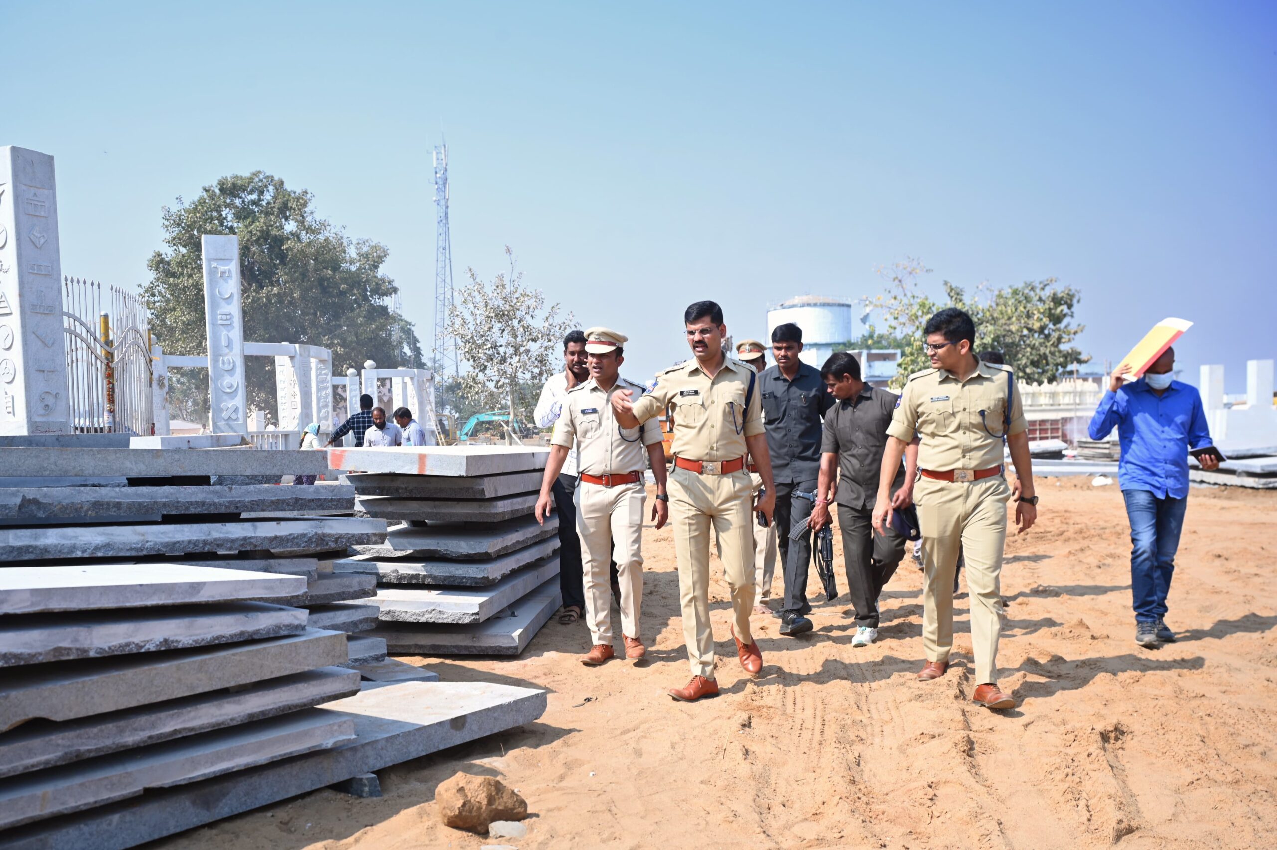 ఆలయ పునర్నిర్మాణ పనుల్లో వేగం పెంచాలి