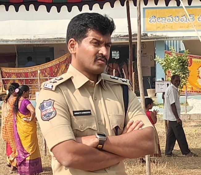 సమిష్టి కృషితో పంచాయతీ ఎన్నికలు విజయవంతం : జిల్లా ఎస్పీ