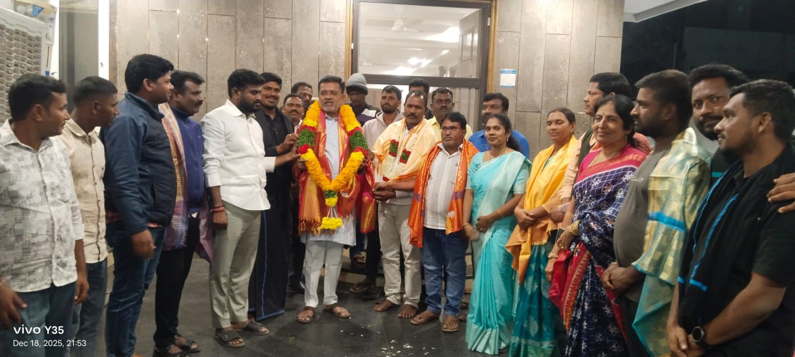 నూతన సర్పంచ్ లకు ఘన సన్మానం. : మాజీ ఎమ్మెల్యే పుట్ట మధు