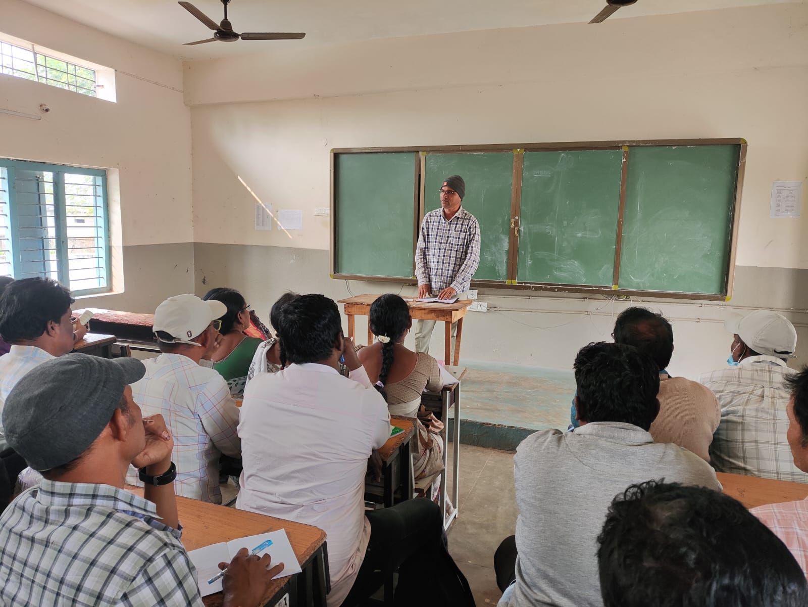 విద్యాశాఖ ఆధ్వర్యంలో ప్రధానోపాధ్యాయుల సమావేశం