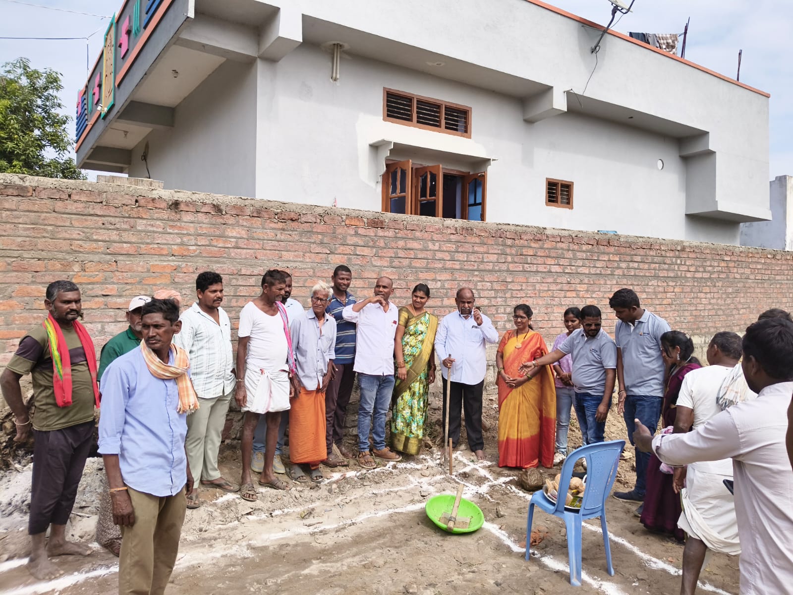 నూతన వాటర్ ప్లాంట్ పనులకు శ్రీకారం