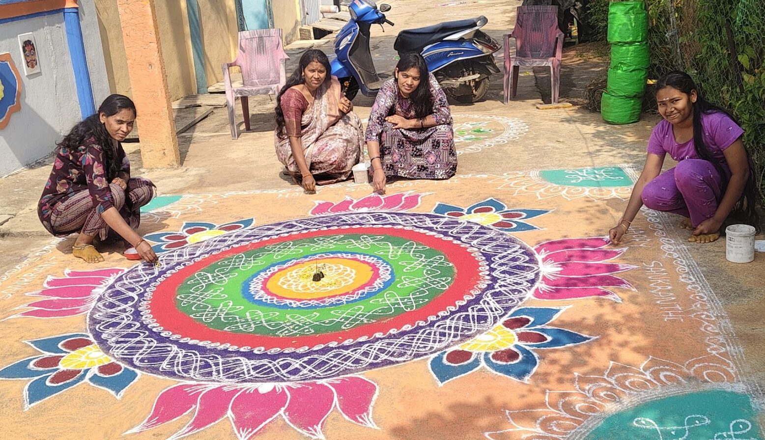 ములుగు జిల్లాలో సంక్రాంతి పండుగ సందడి