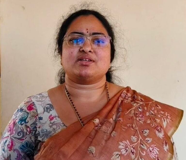 ములుగు మున్సిపాలిటీ చైర్మన్ బరిలో సకినాల భవాని