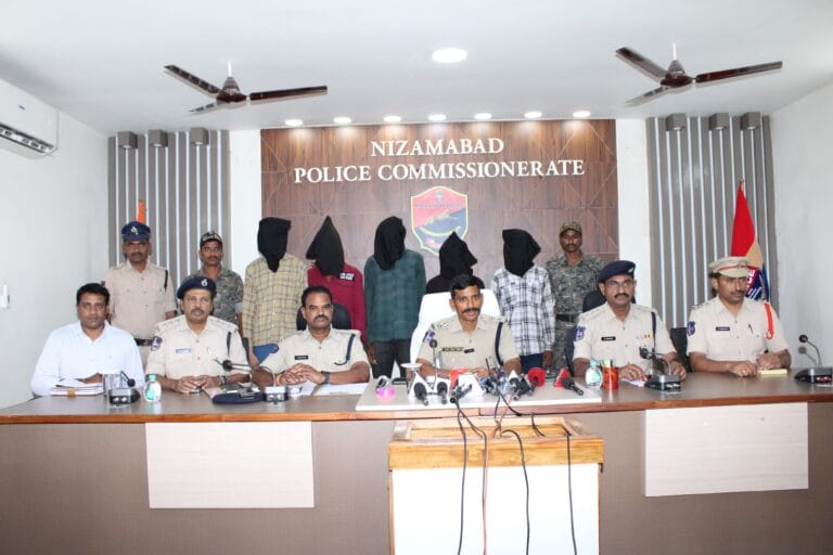 నిజామాబాద్‌లో అంతర్రాష్ట్ర బైక్ దొంగల ముఠా అరెస్ట్ 