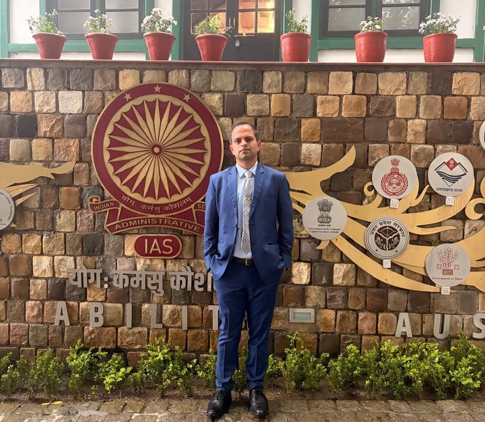 ఏఐ ఛాంపియన్స్ శిక్షణ పూర్తి చేసిన కలెక్టర్ రాహుల్ శర్మ