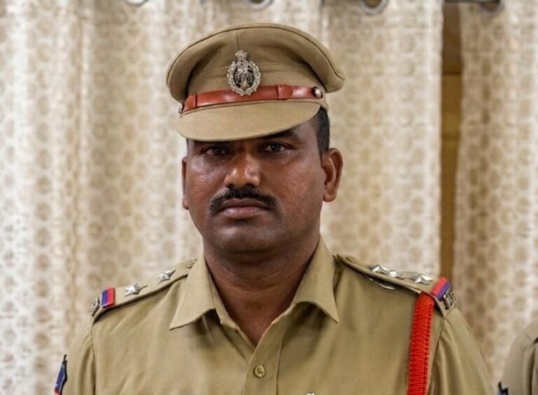 మిల్స్ కాలనీ ఎస్సై సస్పెండ్