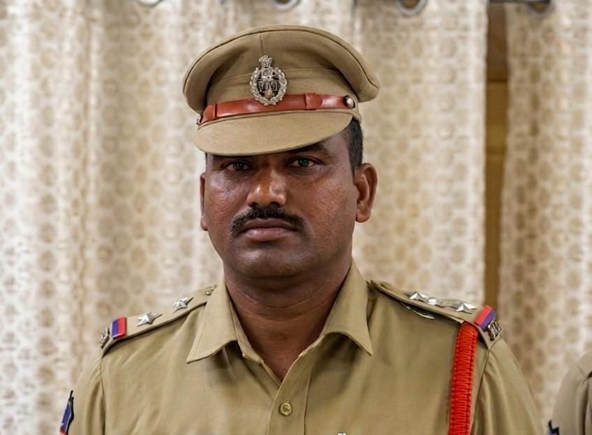 మిల్స్ కాలనీ ఎస్సై సస్పెండ్