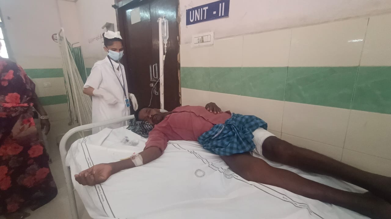 రైతు భరోసా డబ్బుల గొడవ.. కత్తిపోటుతో ఇద్దరికి గాయాలు