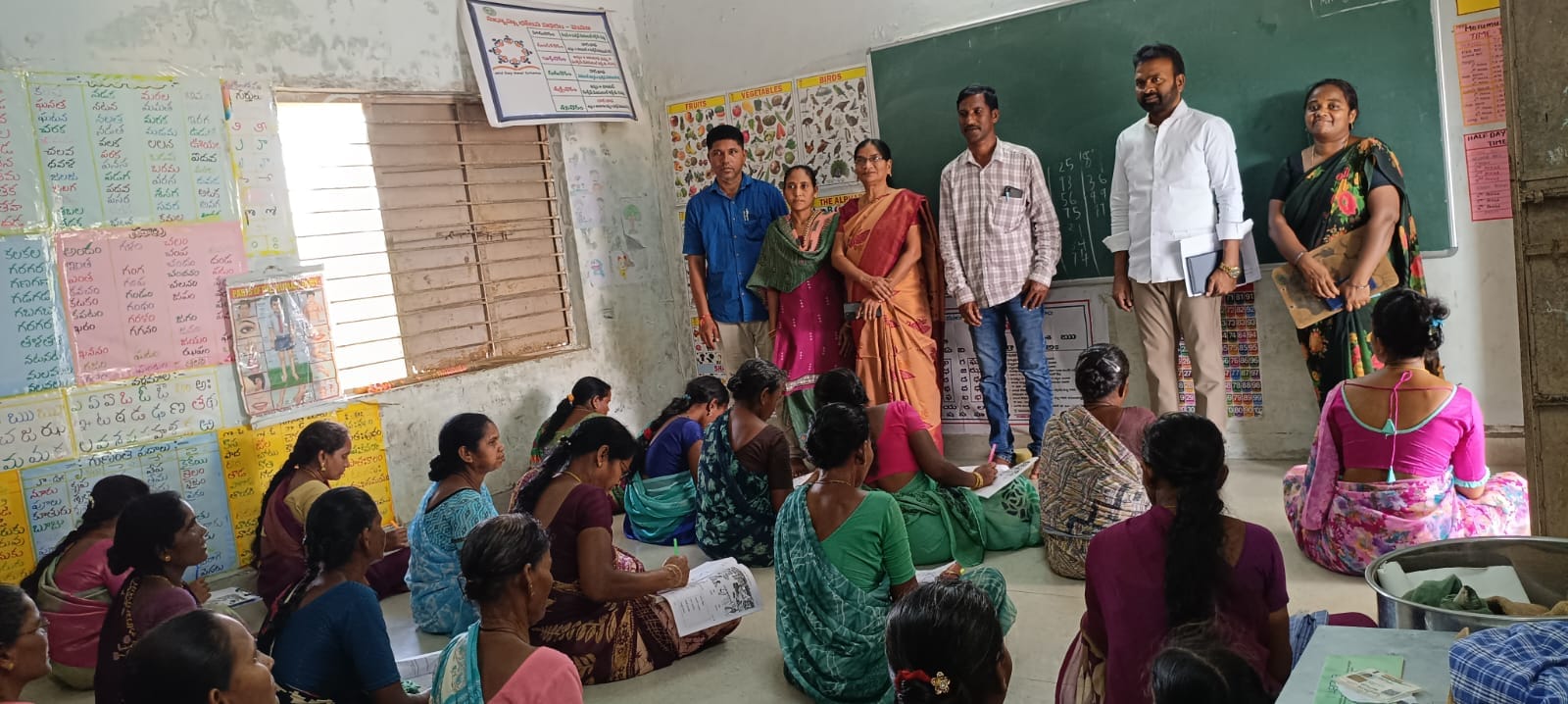 మహిళల అక్షరాస్యతకు ఎన్‌ఐఓఎస్ పరీక్షలు