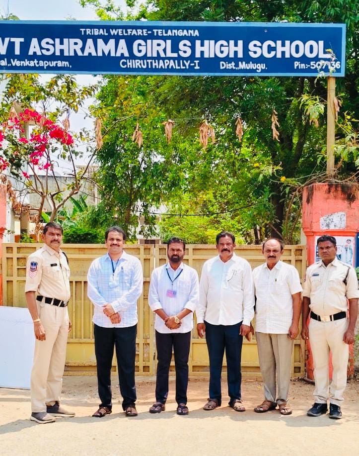 పది పరీక్షకేంద్రాన్ని తనిఖీ చేసిన డీఈవోఏ సిద్ధార్థ రెడ్డి