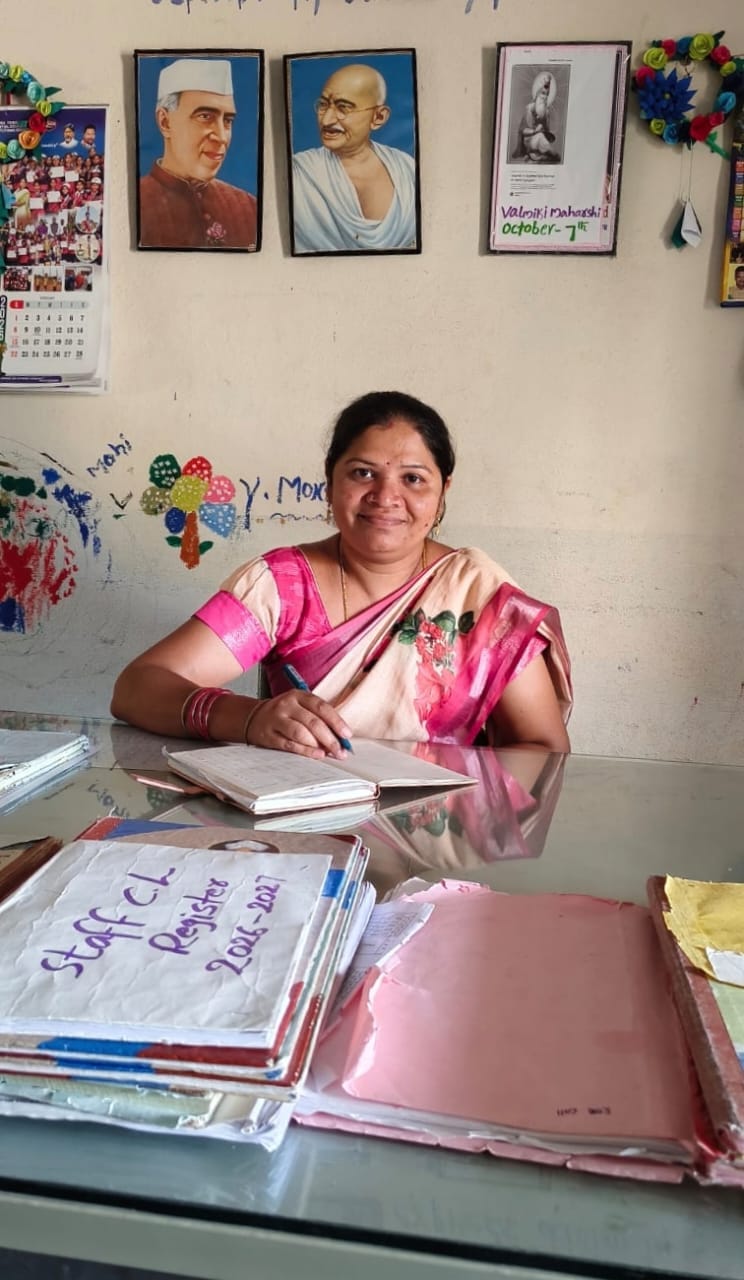 జంగాలపల్లి మినీ గురుకులంలో బాలికలకు అడ్మిషన్లు ప్రారంభం