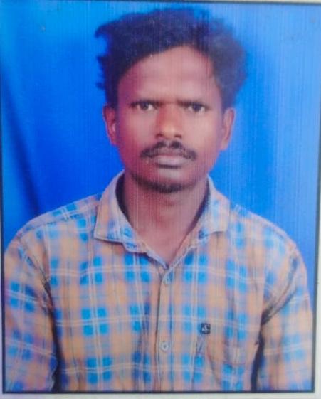 బావి పూడిక తీస్తుండగా కుంగి ఒకరు మృతి
