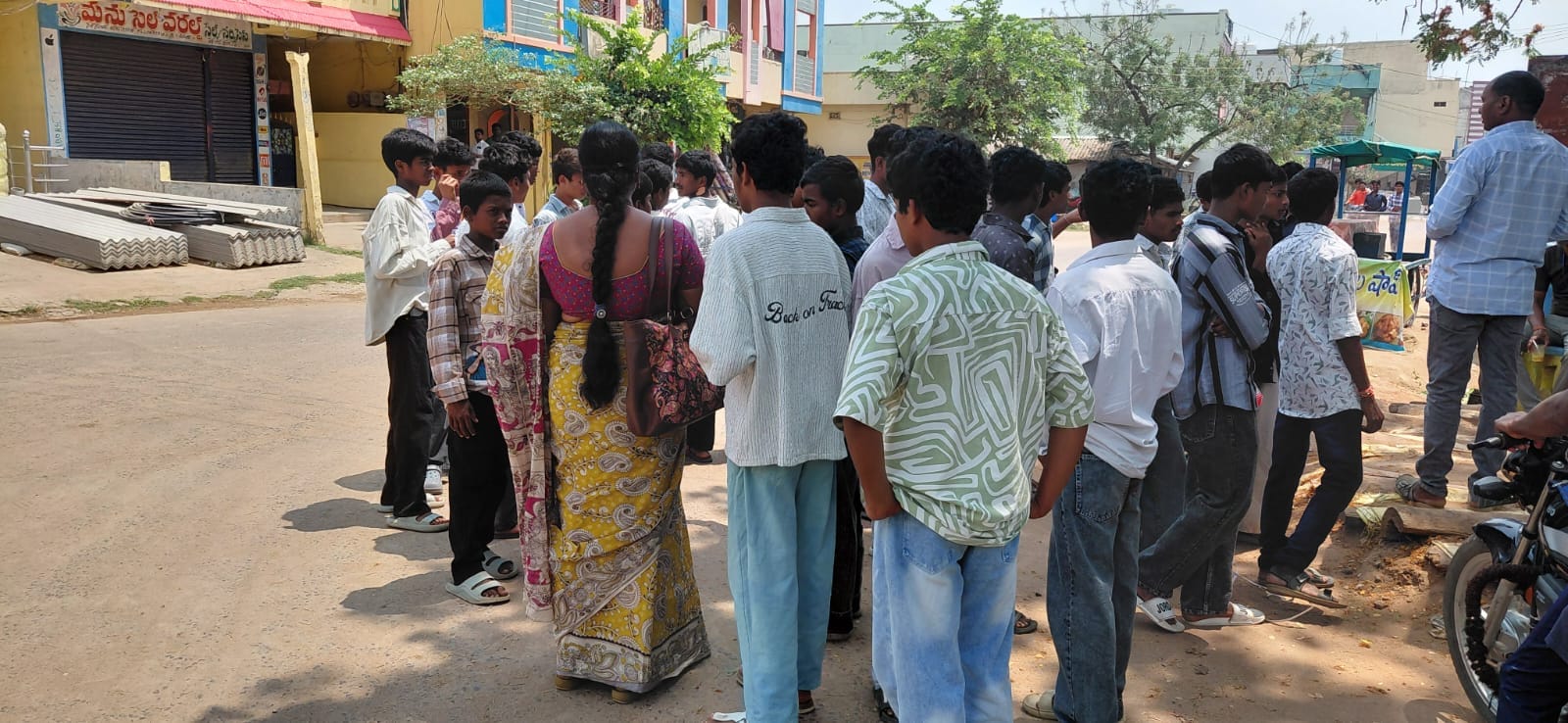 ఇంటర్ సప్లిమెంటరీ పరీక్షలకు 557 మంది హాజరు