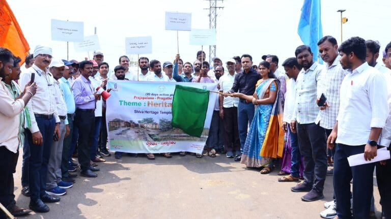 జాకారం హెరిటేజ్ వాక్‌తో ములుగు టూరిజం ప్రచారానికి శ్రీకారం