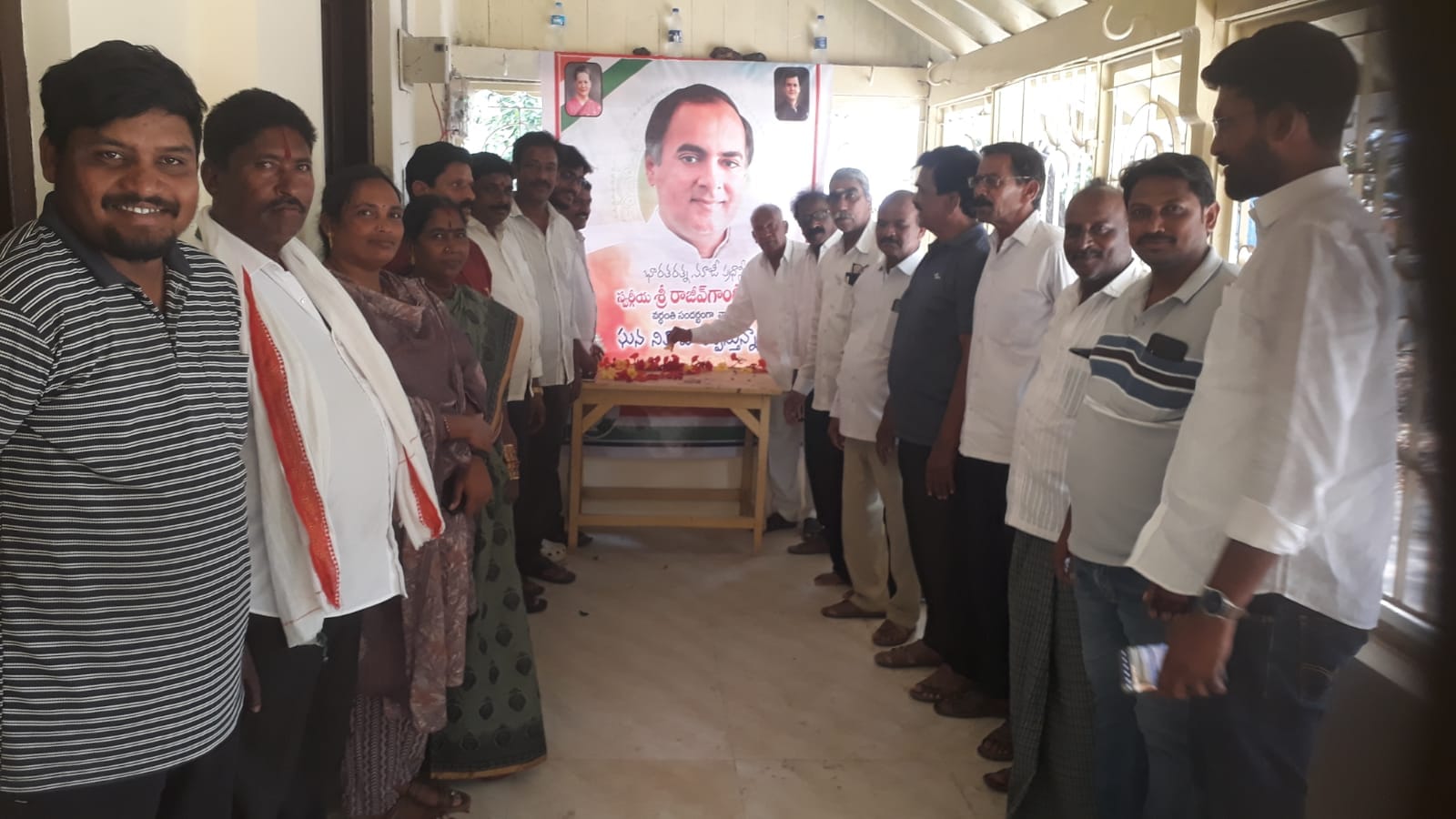రాజీవ్ గాంధీ సేవలు చిరస్మరణీయం