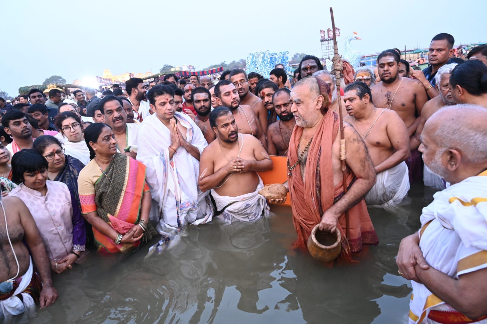 ఘనంగా ప్రారంభమైన సరస్వతి అంత్య పుష్కరాలు